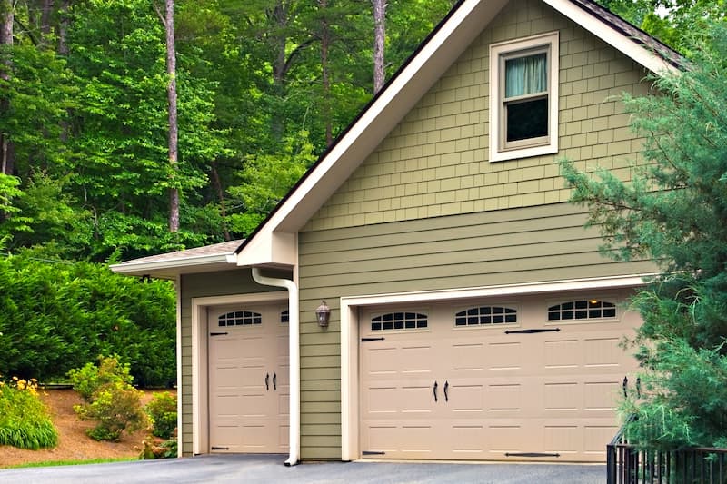 How to Decide if You Need a New Garage Door